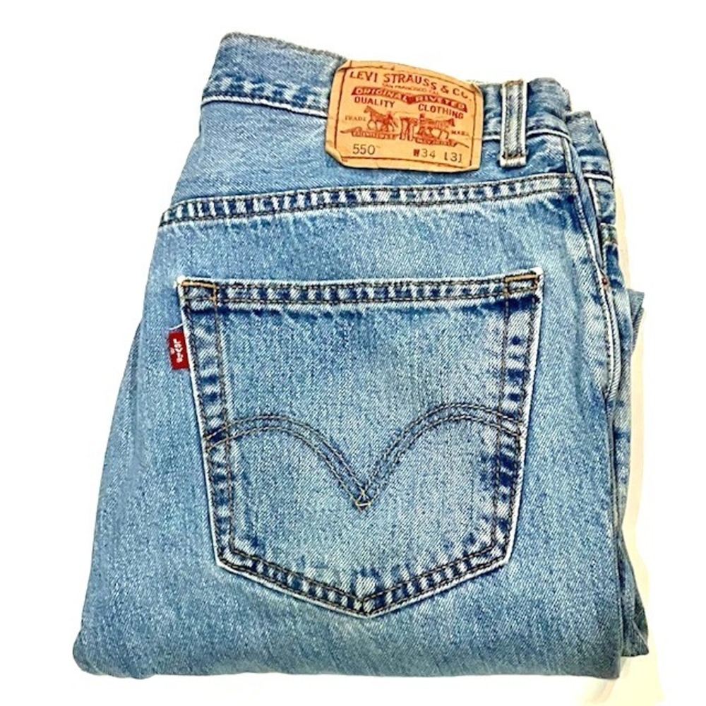 Levis 550 Relaxed Fit Straight Denim Jeans Mens 34x31 (34X30) light Wash Cotton